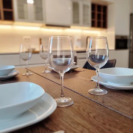 Apartment Casa Nautica T2 *